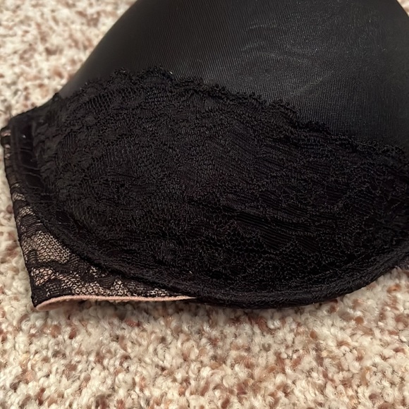 Victoria’s Secret Very Sexy Padded Demi Bra - Picture 2 of 8